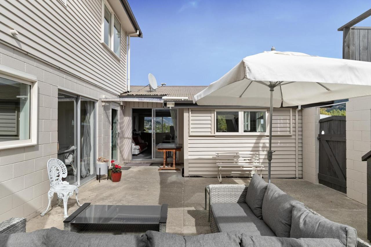 Lake And Mountain View Living Queenstown Extérieur photo